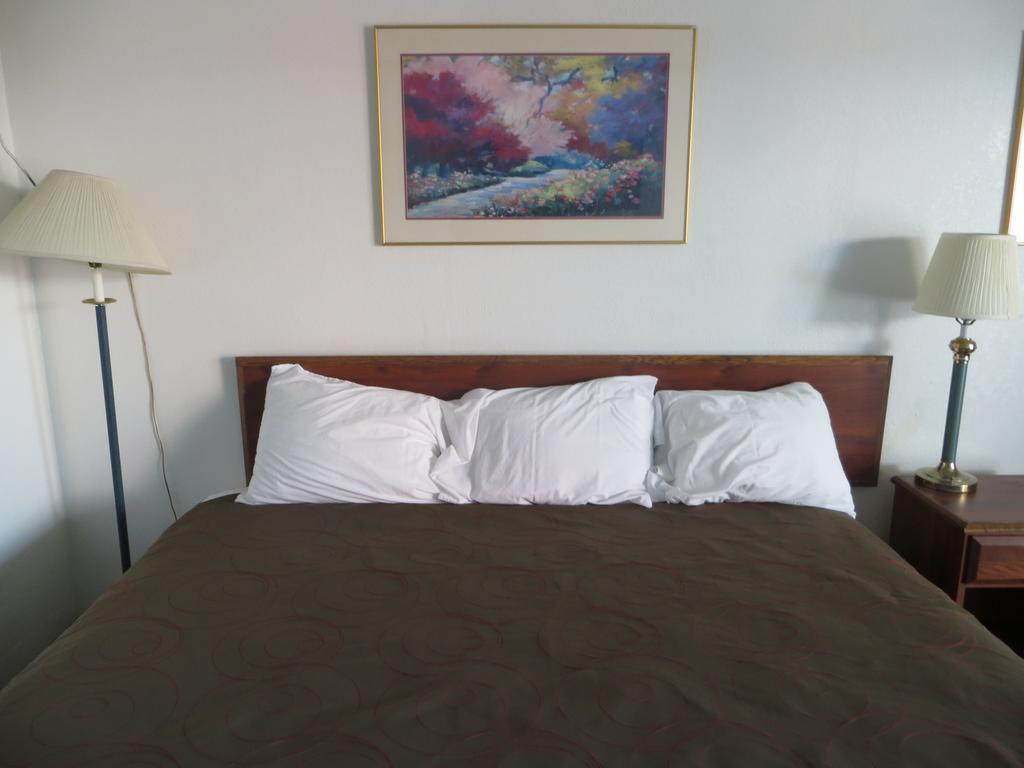 Budget Inn Express Bismarck Pokój zdjęcie